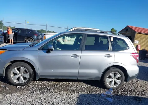 2015 Subaru Forester 2.5I Premium z USA, uszkodzony, nr VIN JF2SJADCXFH462464